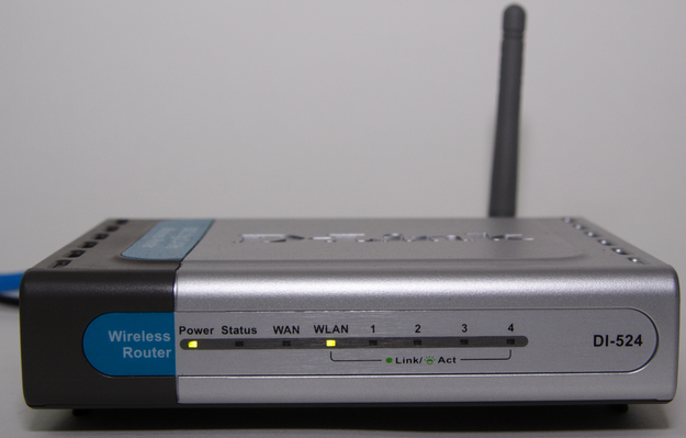 D-Link DI-524 router.