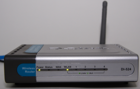 D-Link DI-524 router.
